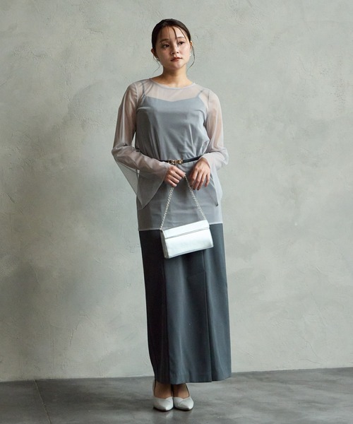 AIMER（エメ）の「【WEB限定】チュールスパンコールフリルスリーブブラウス×サテンキャミソールタイトワンピース 2点セットパーティードレス　結婚式　お呼ばれ　ドレス　20代 30代（ドレス・レディース・ブラック/キャメル/ダークグリーン・SMALL/MEDIUM）」の5枚目の写真