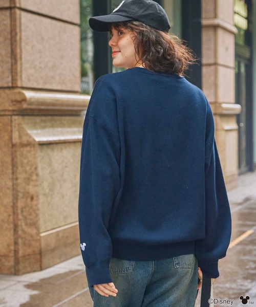 Disney（ディズニー）の「【Disney】別注 Mickey&Friends ミッキー＆フレンズ ヴィンテージライクグラフィックオーバーサイズニットプルオーバー（ニット/セーター・レディース・アイボリー/杢グレー/ネイビー系/ネイビー・FREE）」の15枚目の写真