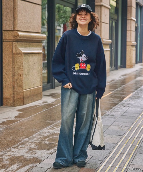 Disney（ディズニー）の「【Disney】別注 Mickey&Friends ミッキー＆フレンズ ヴィンテージライクグラフィックオーバーサイズニットプルオーバー（ニット/セーター・レディース・アイボリー/杢グレー/ネイビー系/ネイビー・FREE）」の16枚目の写真