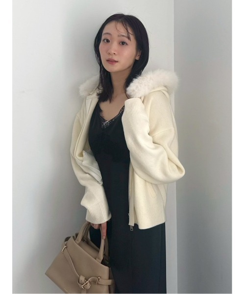 FRAY I.D（フレイアイディー）の「フードファージップニットパーカー（パーカー・レディース・モカ/グレー/オフホワイト・F）」の2枚目の写真