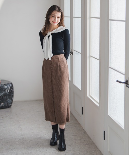 MISCH MASCH(ミッシュマッシュ)の「ラメツイードフリンジタイトスカート(スカート・レディース・ブラウン/ブラック/アイボリー・S/M)」の3枚目の写真