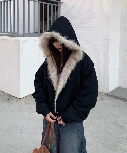 FUNdaysion(ファンデイション)の「ファー付きジャケット(ブルゾン・レディース・ブラック/グレー・M)」の12枚目の写真