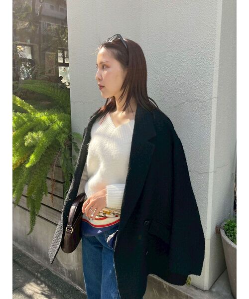 LAGUNAMOON（ラグナムーン）の「【WEB限定】Vネックカラーショートニットプルオーバー（ニット/セーター・レディース・グレー/ブルー/ブラック/ピンク/ホワイト・FREE）」の9枚目の写真