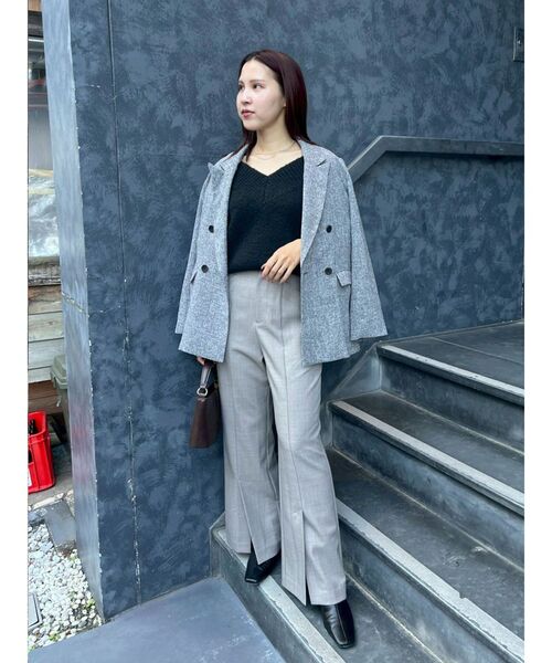 LAGUNAMOON（ラグナムーン）の「【WEB限定】Vネックカラーショートニットプルオーバー（ニット/セーター・レディース・グレー/ブルー/ブラック/ピンク/ホワイト・FREE）」の17枚目の写真