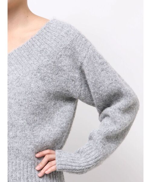 LAGUNAMOON（ラグナムーン）の「【WEB限定】Vネックカラーショートニットプルオーバー（ニット/セーター・レディース・グレー/ブルー/ブラック/ピンク/ホワイト・FREE）」の16枚目の写真