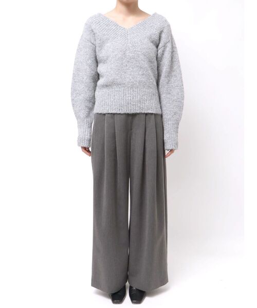 LAGUNAMOON（ラグナムーン）の「【WEB限定】Vネックカラーショートニットプルオーバー（ニット/セーター・レディース・グレー/ブルー/ブラック/ピンク/ホワイト・FREE）」の18枚目の写真