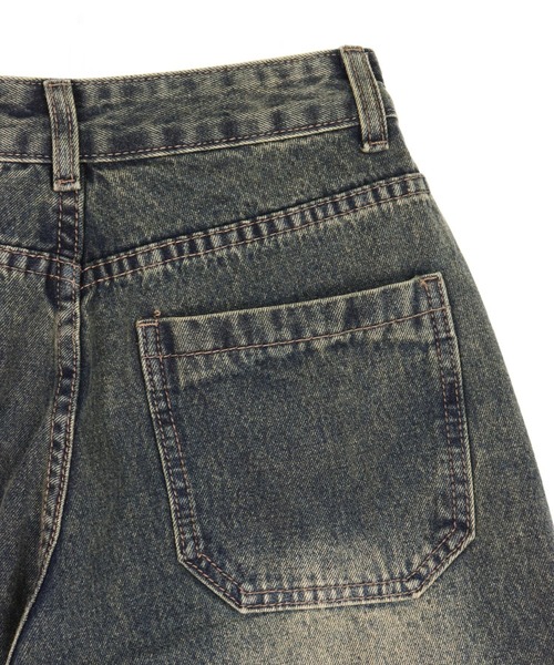 ANAP(アナップ)の「ニータック デザイン ウィンテージ加工 ワイド デニム パンツ(デニムパンツ・レディース・ブルー・M/S)」の4枚目の写真