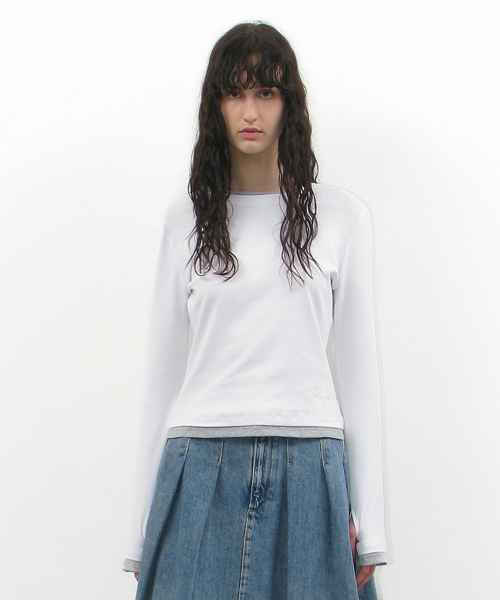 PARTIMENTO WOMEN（パルティメントウィメン）の「PWダブルレイヤードロングスリーブティー_12カラー（Tシャツ/カットソー・レディース・レッド/ブラウン/ネイビー/ベージュ/チャコール/ミント/グレー系その他/ブラウン系その他/スカイブルー/ブラック/ホワイト系その他/ホワイト・FREE）」の19枚目の写真