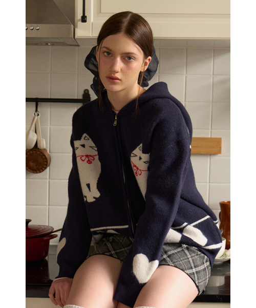 LETERIE（レテリー）の「LETERIE CAT HOODIE KNIT ZIP-UP_NAVY（パーカー・レディース・ネイビー・FREE）」の2枚目の写真