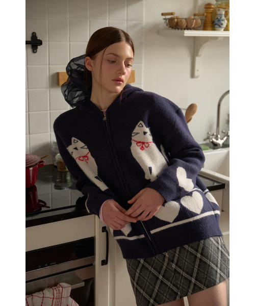 LETERIE（レテリー）の「LETERIE CAT HOODIE KNIT ZIP-UP_NAVY（パーカー・レディース・ネイビー・FREE）」の4枚目の写真