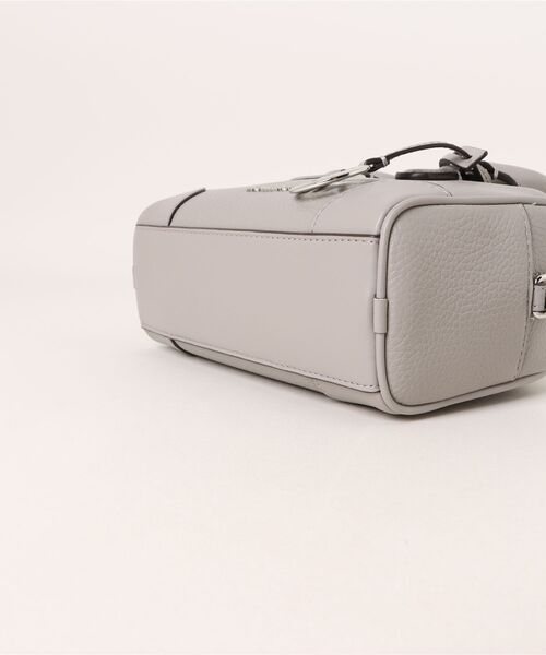 MICHAEL KORS(マイケルコース)の「THOMPSON XS SATCHEL XBODY クロスボディ(ショルダーバッグ・レディース・グレー系・FREE)」の3枚目の写真