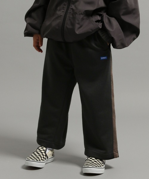 GEORGE'S（ジョージズ）の「【KIDS】裏毛ラインワイドパンツ（その他パンツ・キッズ・ブラック/ホワイト系その他・110/130/150）」の2枚目の写真