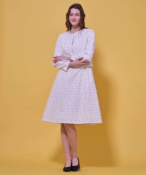 TOCCA（トッカ）の「FLOWER HIDE AND SEEK ジャケット（ノーカラージャケット・レディース・ブラック系/アイボリー系・6/4/2/0）」の12枚目の写真