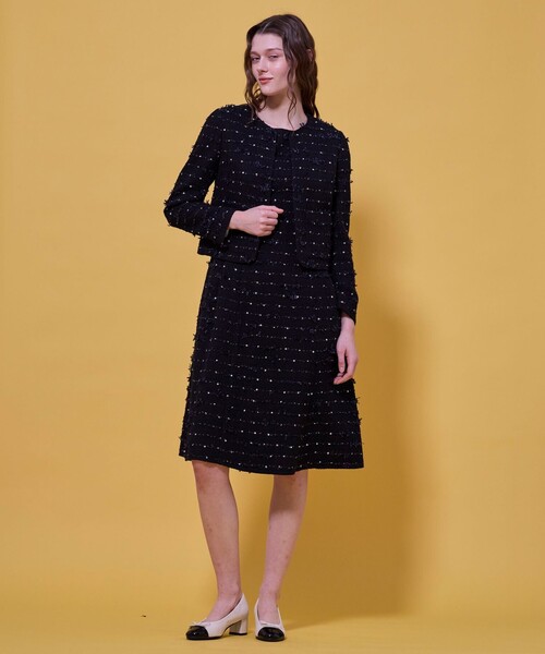TOCCA（トッカ）の「FLOWER HIDE AND SEEK ジャケット（ノーカラージャケット・レディース・ブラック系/アイボリー系・6/4/2/0）」の17枚目の写真