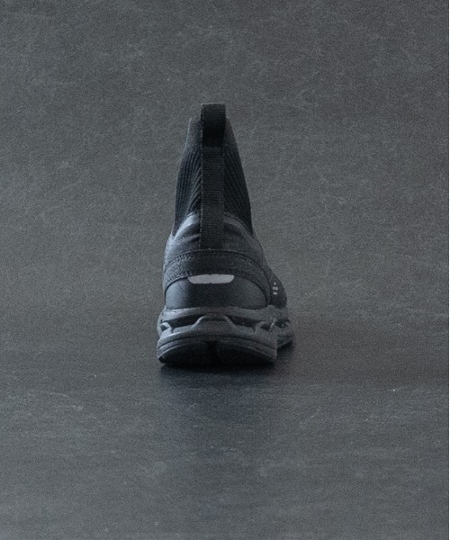 MOISTHROUGH360 特許取得・通気防水システム採用”モイスルー360