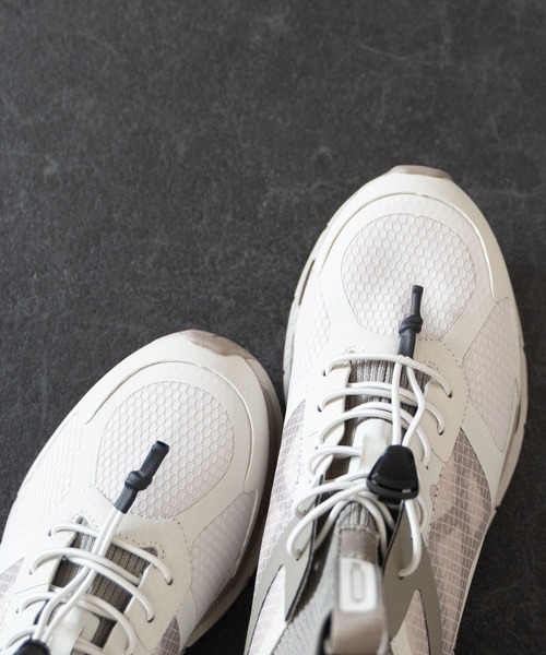 MOISTHROUGH360 特許取得・通気防水システム採用”モイスルー360