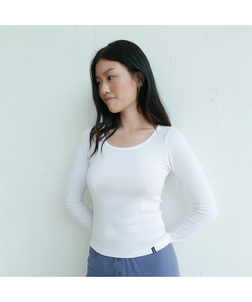 DEARSTALKER(ディアストーカー)の「D. BASIC BABY ROUND-NECK LONG TEE - 3 COLOR(Tシャツ/カットソー・レディース・ホワイト/ブラック/グレー・FREE)」の1枚目の写真