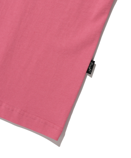 PHYSICAL DEPARTMENT(フィジカル デパートメント)の「BIG SIGN LOGO SS PINK(Tシャツ/カットソー・レディース・その他・SMALL/MEDIUM/LARGE)」の5枚目の写真
