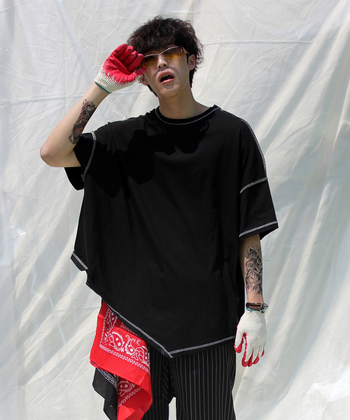 DEMARC(ドゥマーク)の「男女共用 アンバランス 半袖Tシャツ ブラック(Tシャツ/カットソー・メンズ・その他・FREE)」の4枚目の写真