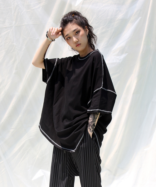 DEMARC(ドゥマーク)の「男女共用 アンバランス 半袖Tシャツ ブラック(Tシャツ/カットソー・メンズ・その他・FREE)」の6枚目の写真