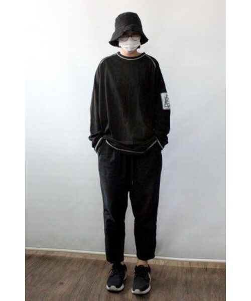 DEMARC(ドゥマーク)の「男女共用 アンバランス 半袖Tシャツ ブラック(Tシャツ/カットソー・メンズ・その他・FREE)」の9枚目の写真