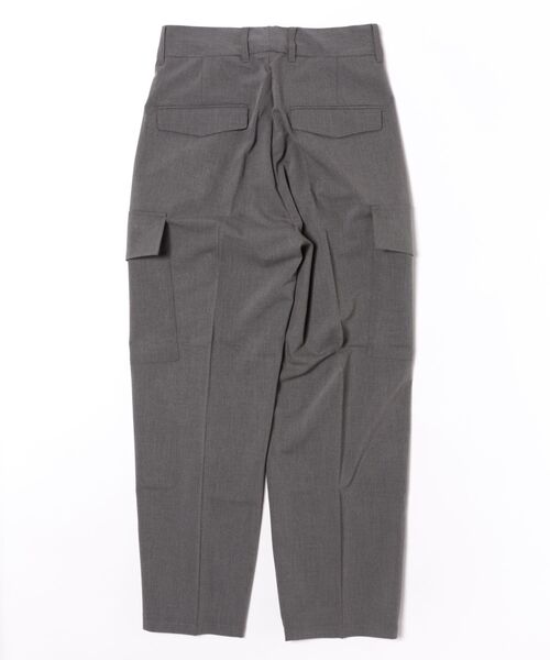 NewAnce(ニュアンス)の「【NewAnce】Two Tuck Slacks Cargo Pants(カーゴパンツ・メンズ・グレー/ブラック・S/M/L)」の21枚目の写真