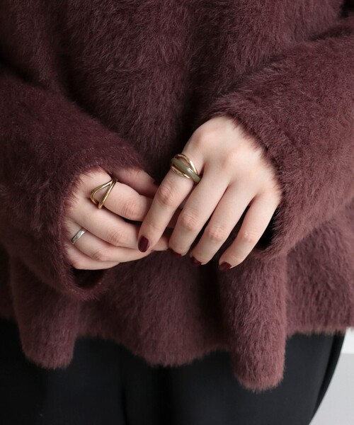 fredy emue（フレディエミュ）の「カラーストーンメタルクロスリング（リング・レディース・ブラウン/オリーブ・FREE）」の5枚目の写真