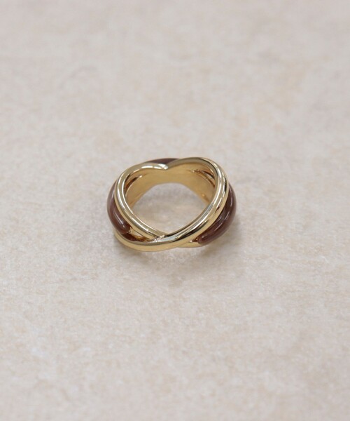 fredy emue（フレディエミュ）の「カラーストーンメタルクロスリング（リング・レディース・ブラウン/オリーブ・FREE）」の7枚目の写真