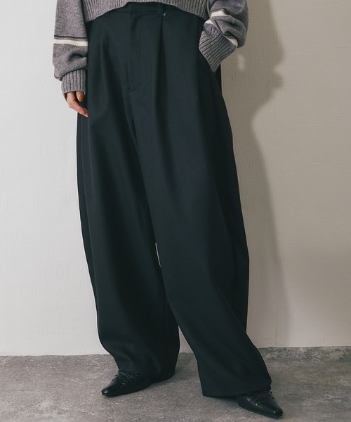 ANOTHER S（アナザーエス）の「ミックスカルゼサイドタックコクーンパンツ（スラックス・レディース・ブラウン/ライトグレー/ブラック・FREE）」の11枚目の写真