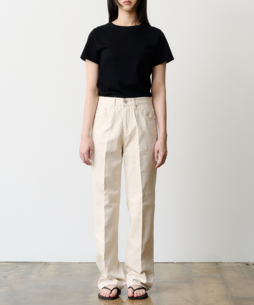DENMADE(デンメイド)の「(WOMEN) DEN0653 Crease Chino Pants (Natural Cream)(その他パンツ・レディース・その他・S/M/XS)」の1枚目の写真