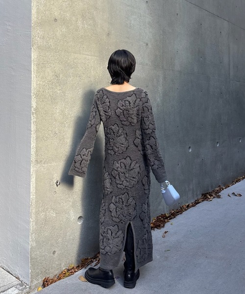 Ameri（アメリ）の「LOOP BLOOM GLOW JACQUARD KNIT DRESS（ドレス・レディース・ベージュ/グレー・SMALL/MEDIUM）」の7枚目の写真