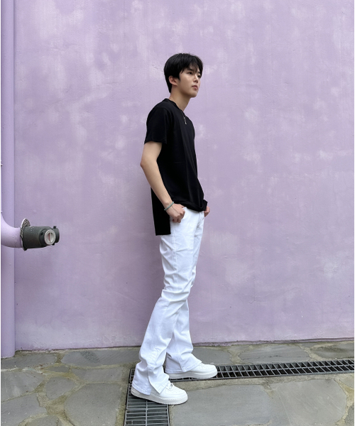 HYPER DENIM(ハイパーデニム)の「ホワイトフレアパンツ(その他パンツ・メンズ・その他・SMALL/MEDIUM/LARGE/X-LARGE/X-SMALL)」の2枚目の写真