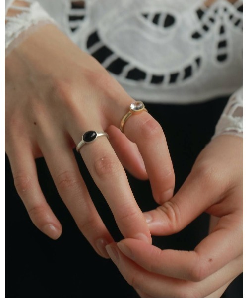 anuke(アンヌーク)の「Stone Thin RIng(リング・レディース・シルバー/ゴールド・#11/#13)」の3枚目の写真