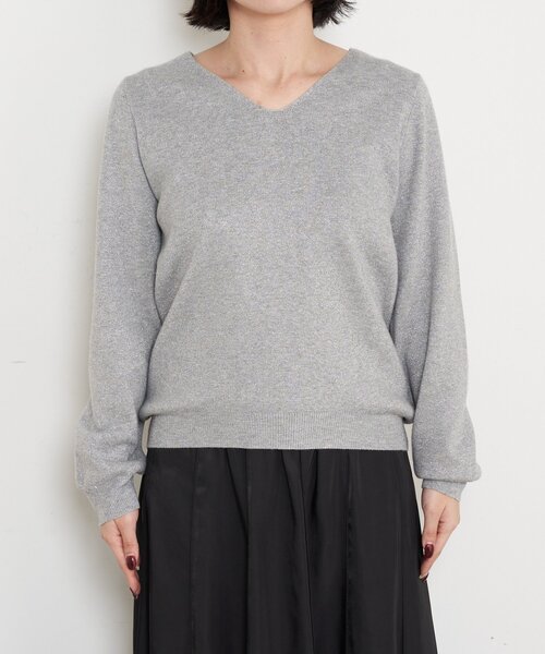 Jena espace merveilleux（ジェナ　エスパスメルヴェイユ）の「【春まで着れる】ラメプレーティングVニット（ニット/セーター・レディース・ライトグレー/ベージュ/ブルー系その他・FREE）」の14枚目の写真