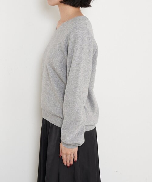 Jena espace merveilleux（ジェナ　エスパスメルヴェイユ）の「【春まで着れる】ラメプレーティングVニット（ニット/セーター・レディース・ライトグレー/ベージュ/ブルー系その他・FREE）」の15枚目の写真