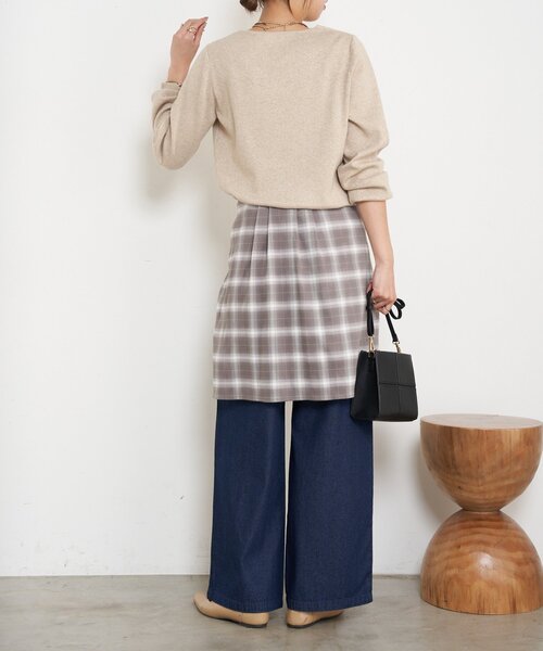 Jena espace merveilleux（ジェナ　エスパスメルヴェイユ）の「【春まで着れる】ラメプレーティングVニット（ニット/セーター・レディース・ライトグレー/ベージュ/ブルー系その他・FREE）」の22枚目の写真