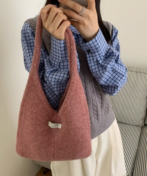 Vipoa(ヴィポア)の「ベーシックデザインニットバッグ(ショルダーバッグ・レディース・ベージュ/レッド/ピンク/ブラウン/グレー/ブラック/アイボリー・FREE)」の19枚目の写真