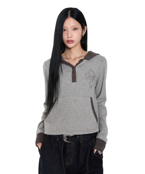 AAKAM(アーカム)の「Gem Studded Leather Belt (Black)(ベルト・レディース・その他・FREE)」の4枚目の写真