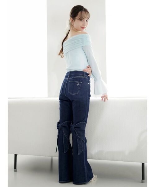dazzlin(ダズリン)の「バックリボンフルイドパンツ(デニムパンツ・レディース・ブルー/インディゴブルー・SMALL/MEDIUM)」の5枚目の写真