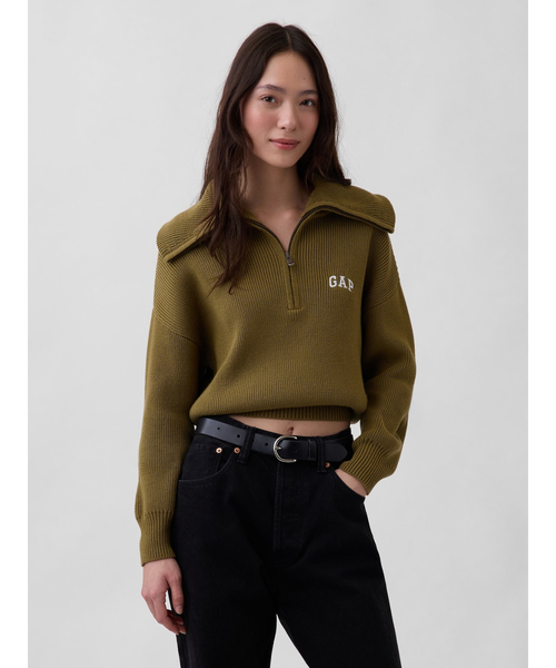 GAP（ギャップ）の「リラックスフィット GAPロゴ ハーフジップ プルオーバー クロップドセーター（ニット/セーター・レディース・ピンク/オフホワイト/グリーン/ブラック・S/M/XS/L/XL/XXS）」の3枚目の写真