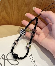 I.O.E（アイオイ）の「モノトーン　ビーズチャームストラップ（スマホグッズ）」