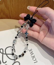 I.O.E（アイオイ）の「モノトーン　ビーズチャームストラップ（スマホグッズ）」