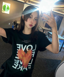LOVE x FAKE GRAPHIC T-SHIRTS (BLACK)