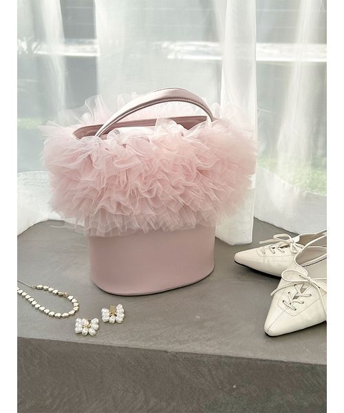 LILY BROWN(リリーブラウン)の「2wayチュール切り替えバッグ(ショルダーバッグ・レディース・ブラック/ライトブルー/ベージュ/ピンク・F)」の4枚目の写真