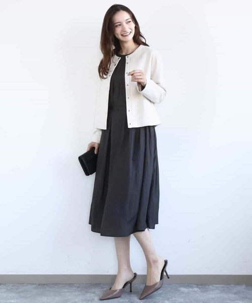 MK MICHEL KLEIN（エムケーミッシェルクラン）の「フェイクスウェード ドット釦ジャケット/洗える（ノーカラージャケット・レディース・グレー/アイボリー・38）」の10枚目の写真