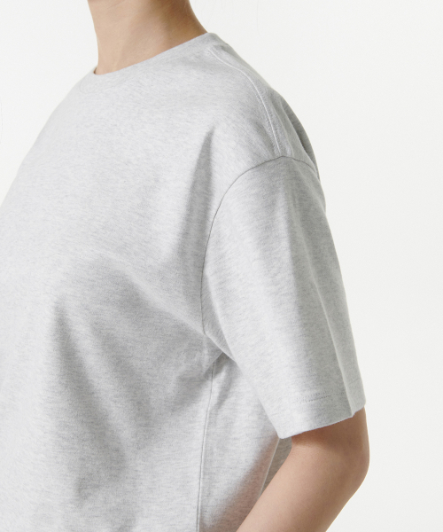 MUSINSA STANDARD WOMAN（ムシンサスタンダードウーマン）の「ウィメンズリラックスフィットクルーネックTシャツ[メランジライトグレー]（Tシャツ/カットソー・レディース・その他・MEDIUM/SMALL/X-SMALL/LARGE/X-LARGE）」の8枚目の写真