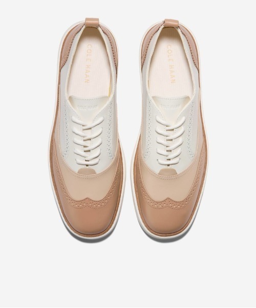 COLE HAAN（コールハーン）の「オリジナルグランド カマリン ウィングチップ オックスフォード womens（ドレスシューズ・レディース・ホワイト・7.5/7/6.5/6/5.5/9/8.5/8/5）」の6枚目の写真
