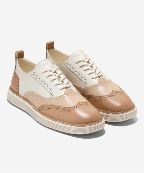 COLE HAAN（コールハーン）の「オリジナルグランド カマリン ウィングチップ オックスフォード womens（ドレスシューズ・レディース・ホワイト・7.5/7/6.5/6/5.5/9/8.5/8/5）」の3枚目の写真
