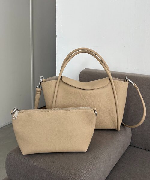 CAPRICIEUX LE'MAGE(カプリシューレマージュ)の「2SETフラップシュリンクバッグ(ショルダーバッグ・レディース・ベージュ/ブラック/アイボリー・FREE)」の3枚目の写真