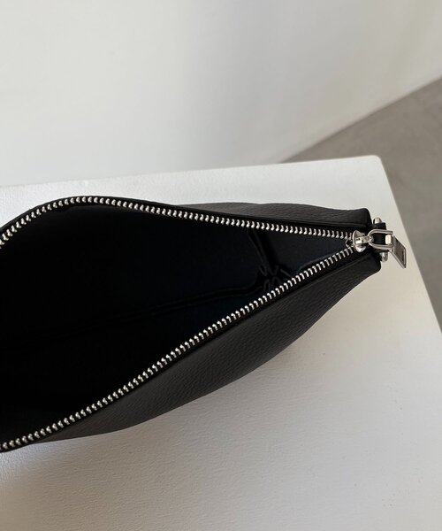 CAPRICIEUX LE'MAGE(カプリシューレマージュ)の「2SETフラップシュリンクバッグ(ショルダーバッグ・レディース・ベージュ/ブラック/アイボリー・FREE)」の14枚目の写真